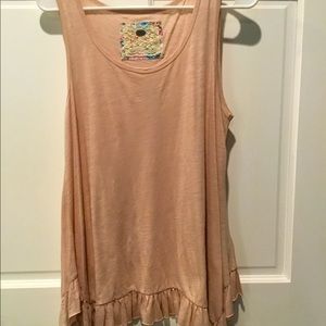 Long Ruffle Tank 🍑